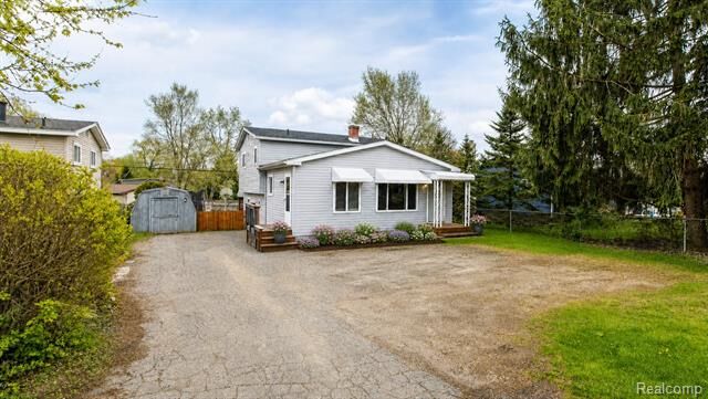 Property Photo:  8670 N Eston Road  MI 48348 