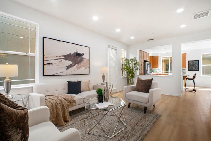 Property Photo:  915 Ternura Loop  CA 95035 