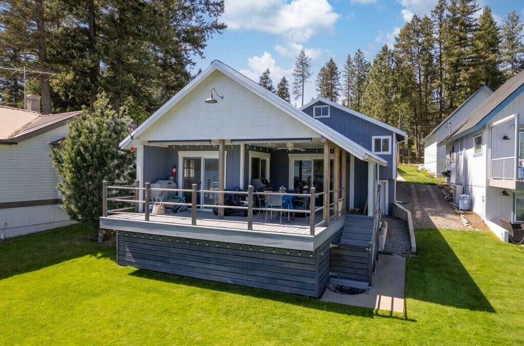 Property Photo:  111 Terrace Ave  WA 99156 