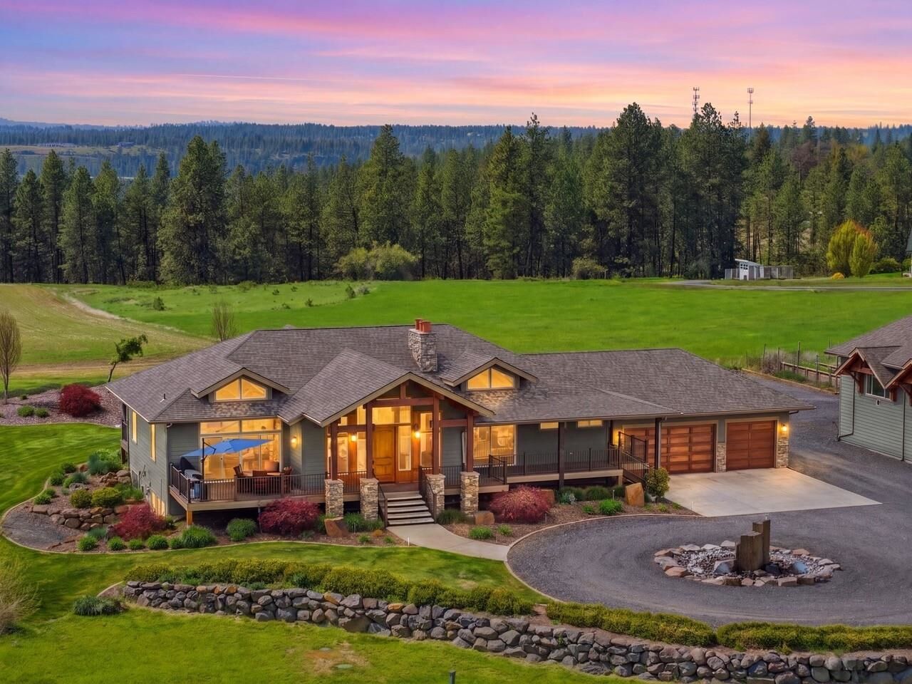 Property Photo: 10510 S Baltimore Rd WA 99223