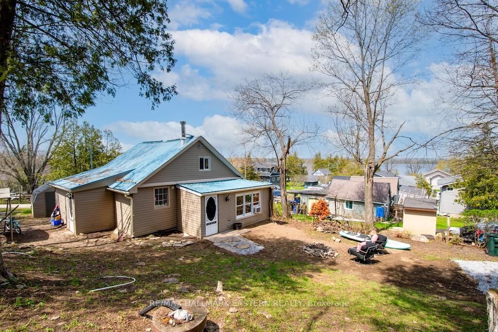 Property Photo: 2305 Thurstonia Road ON K0M 1L0