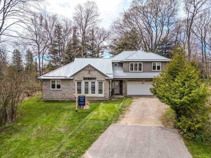 929 Tanglewood Drive — photo 1
