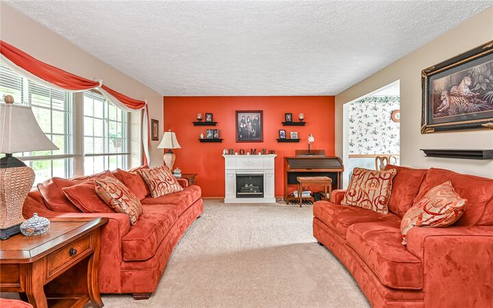 Property Photo:  3511 Sunnyvale Dr  PA 15101 