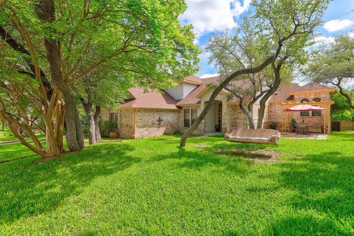 Property Photo: 110 S Ridge Circle TX 78628