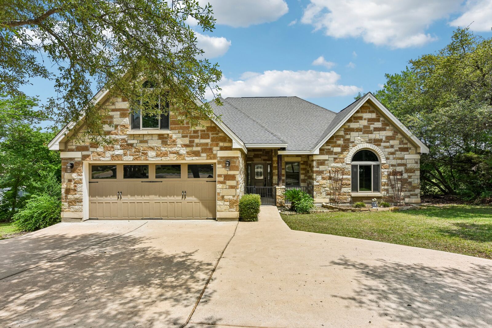 Property Photo: 14600 Tucumcari Trail TX 78734