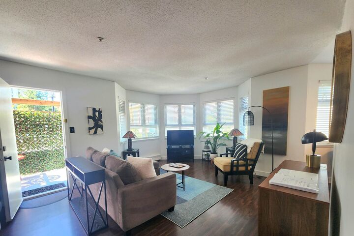 Property Photo:  921 Thurlow Street 204  BC V6E 1W3 