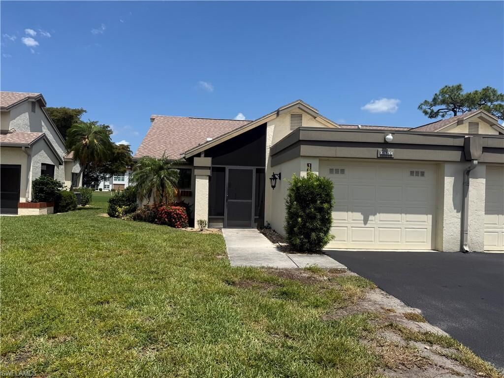 Property Photo:  1707 Bent Tree Cir  FL 33907 
