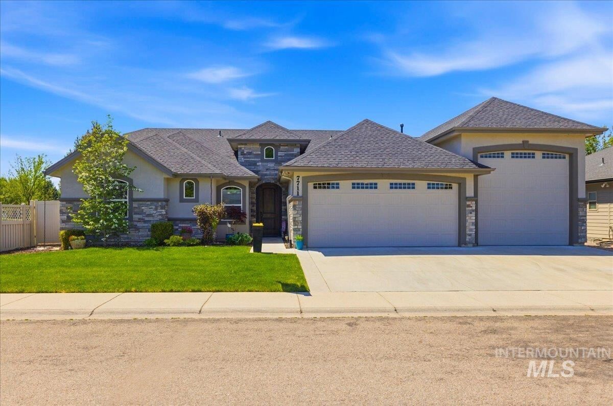 Property Photo:  7711 North Rooney Ave  ID 83714 