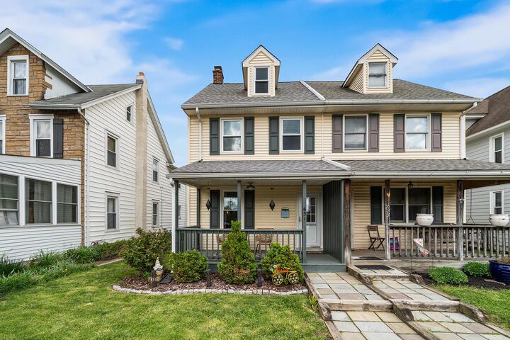 Property Photo:  631 S Broad Street  PA 19348 