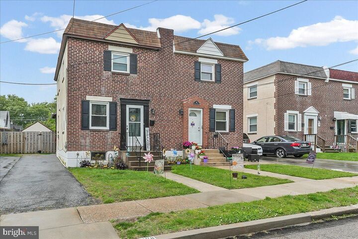 Property Photo:  408 Carlisle Avenue  PA 19076 
