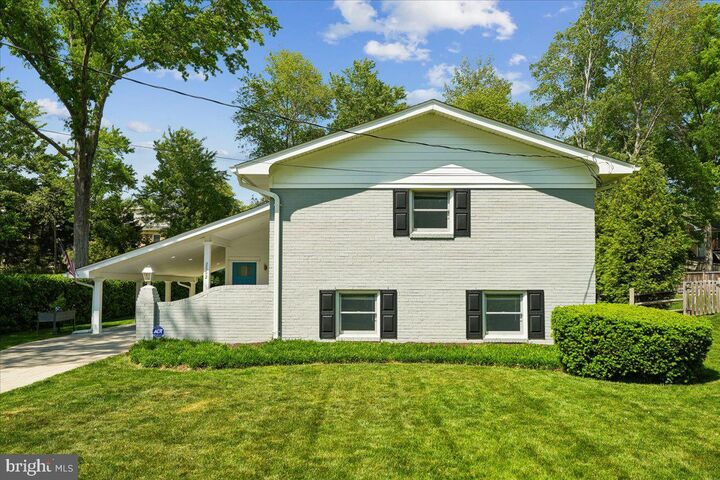 Property Photo:  2502 Culpeper Road  VA 22308 