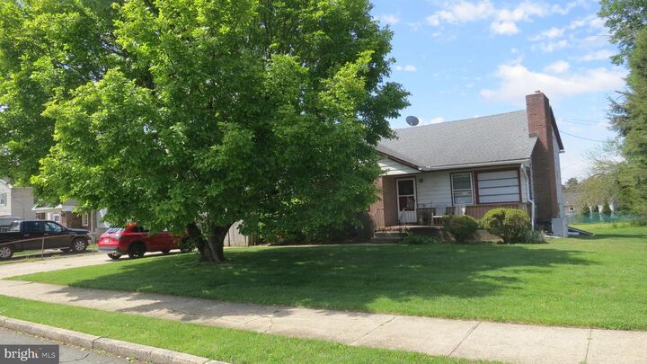 Property Photo:  79 Ewingville Road  NJ 08638 