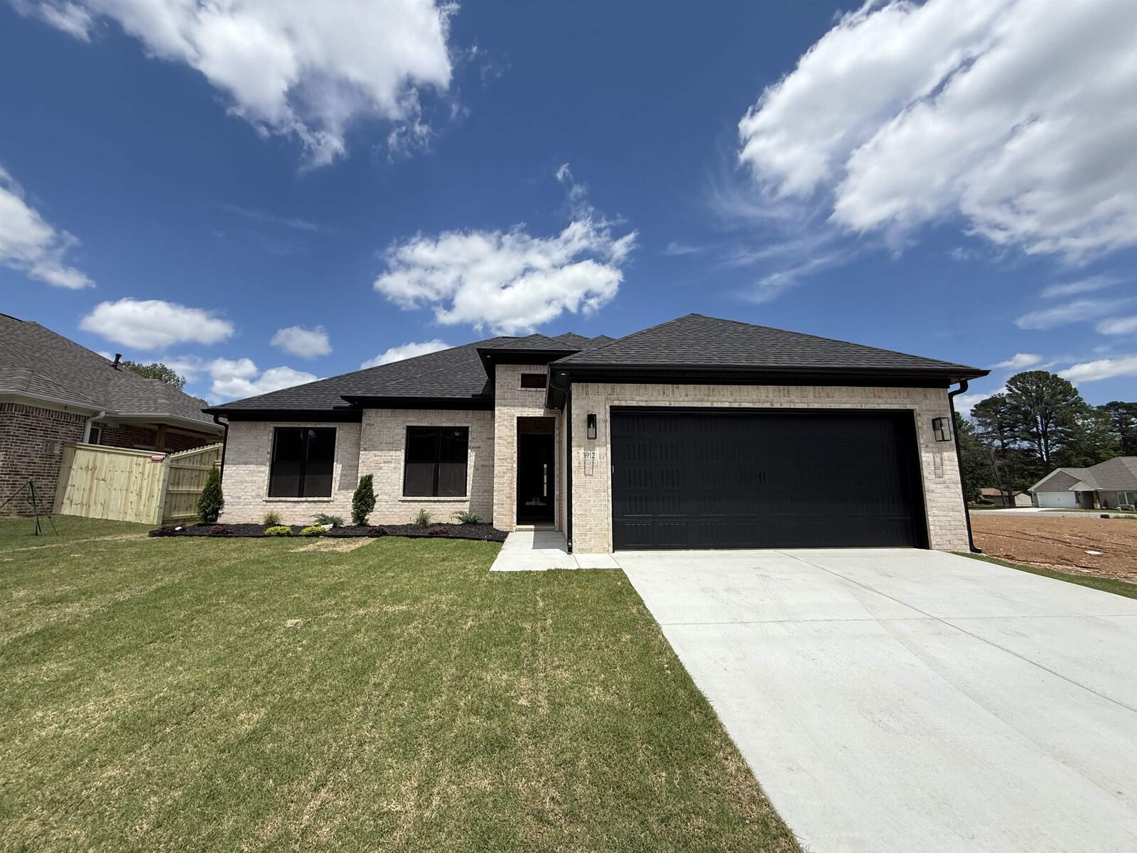 Property Photo:  3912 Spencer Crossing Drive  AR 72019 