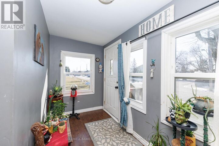 Property Photo:  108 Burgar Street  ON L3B 2S8 
