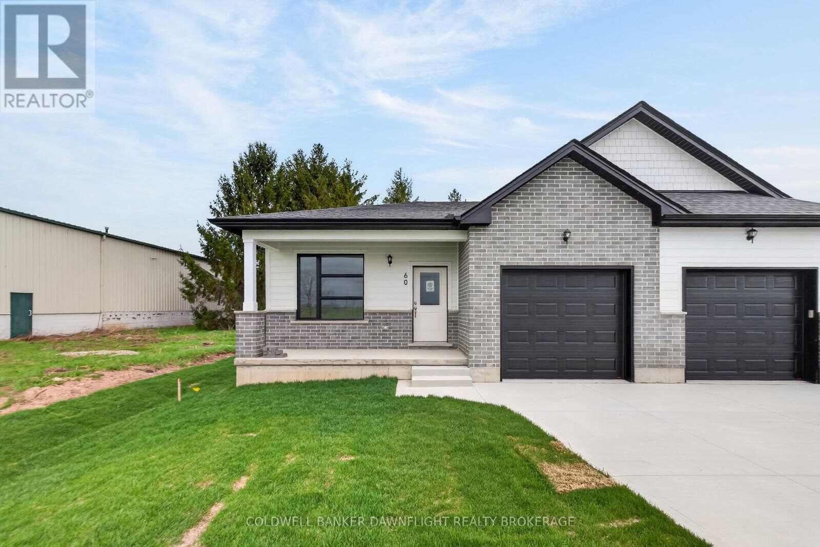Property Photo:  60 Moonlight Court  ON N0M 1L0 