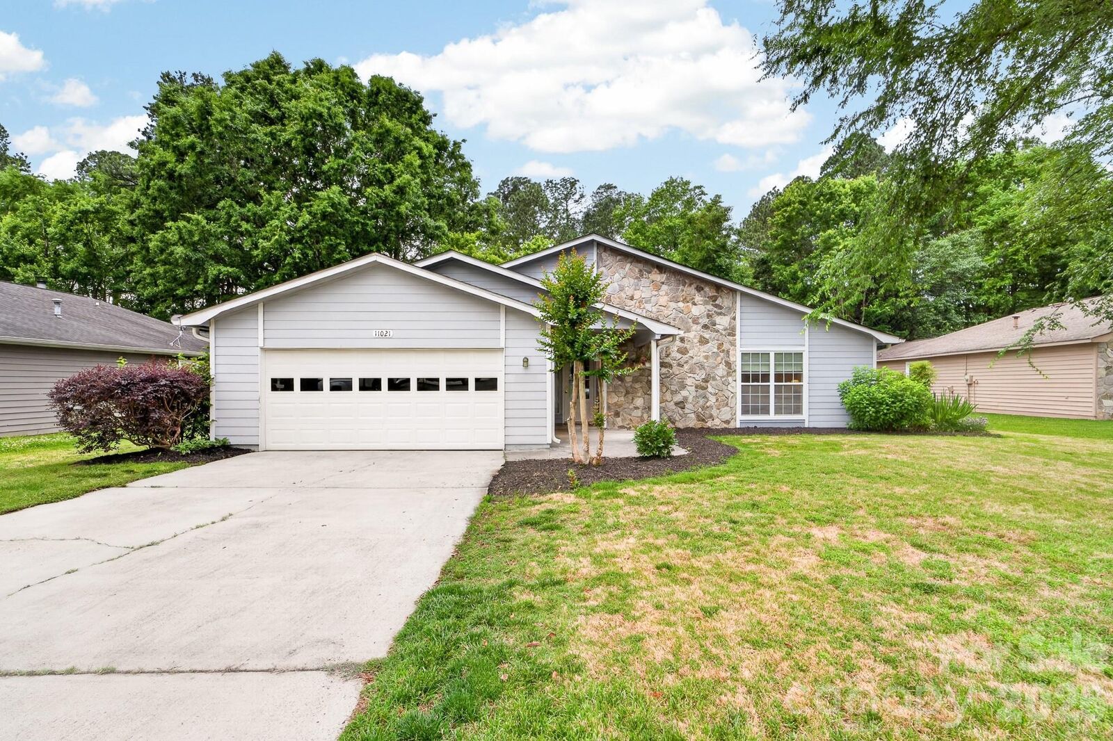 Property Photo:  11021 Fox Mill Lane  NC 28277 