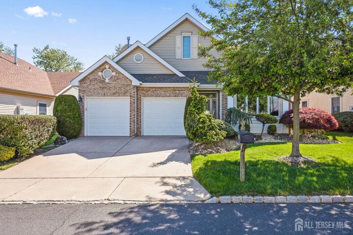 Property Photo:  36 Wintons Way  NJ 08831 