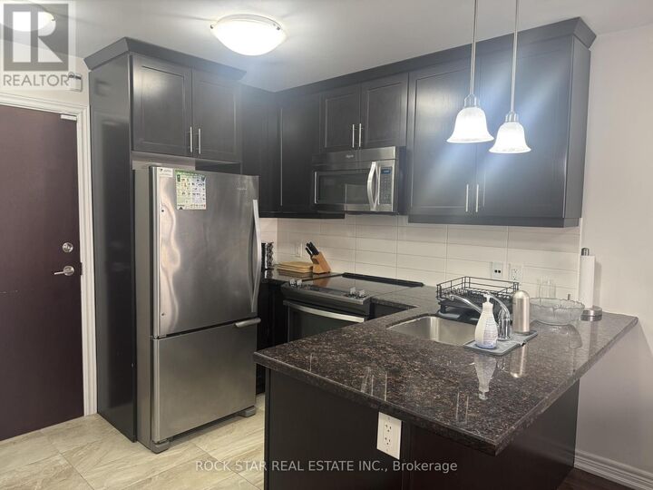 Property Photo:  73 Washington Avenue 305  ON L6K 1W5 
