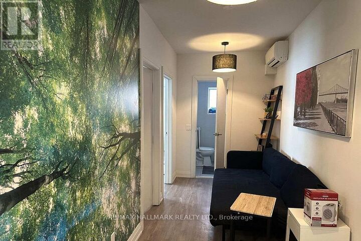 Property Photo:  595 St Clair Avenue West 5  ON M6C 1A3 