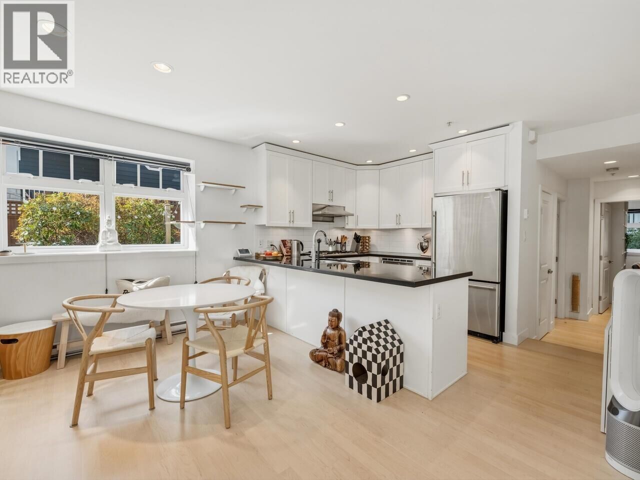 Property Photo:  83 West 15th Avenue  BC V5Y 1X7 