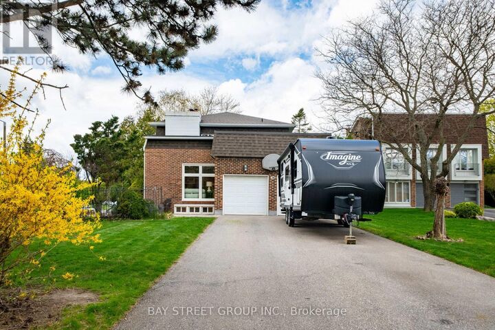 Property Photo:  62 Captain Rolph Court  ON L3P 3K9 
