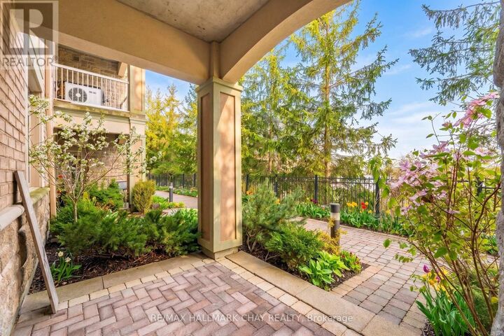Property Photo:  78 Sunset Boulevard 105  ON L9R 2H5 