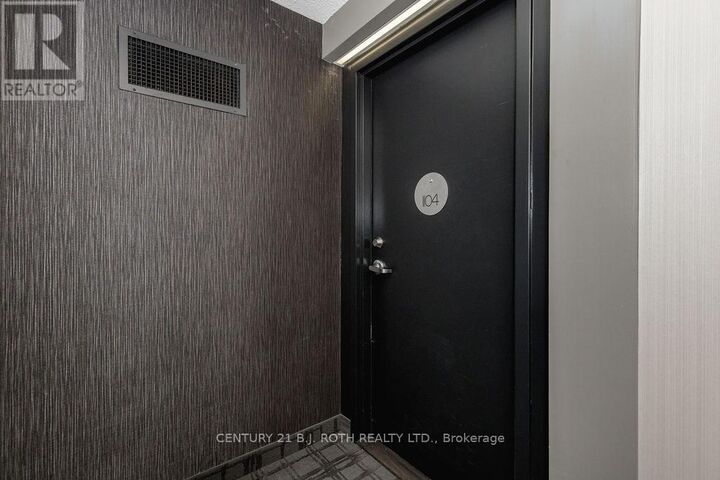 Property Photo:  75 Ellen Street 1104  ON L4N 7R6 