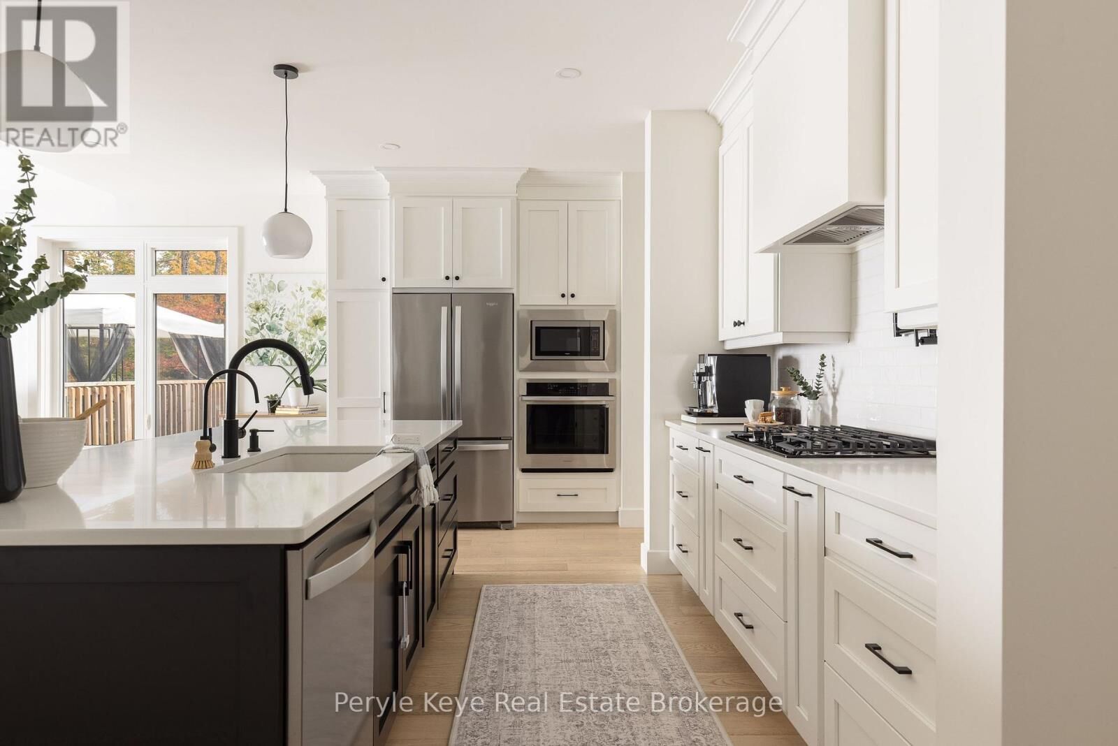 Property Photo:  103 Granite Drive  ON P1H 2N5 