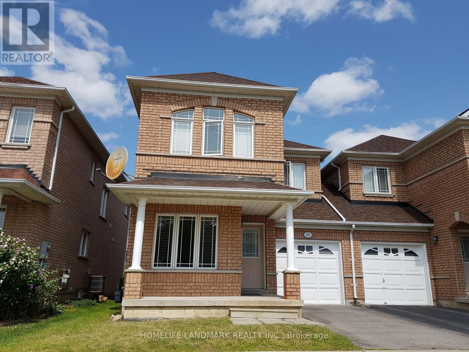Property Photo:  262 Farmstead Road  ON L4S 2K5 