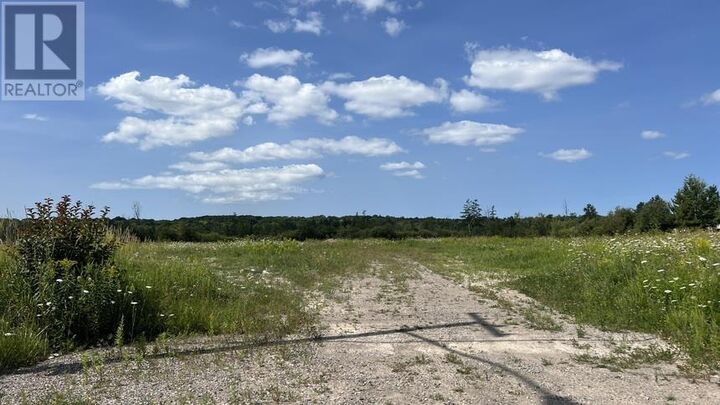 537 Black Rd — photo 1