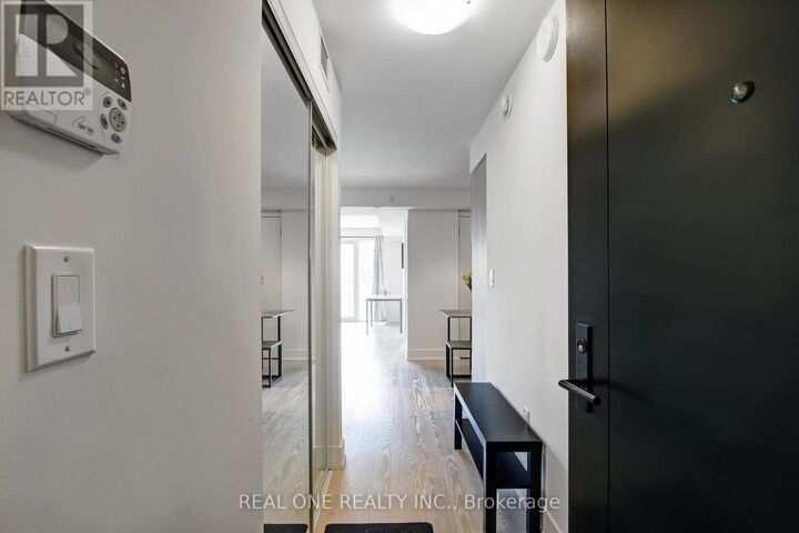 Property Photo:  955 Bay Street 2313  ON M5S 2A2 