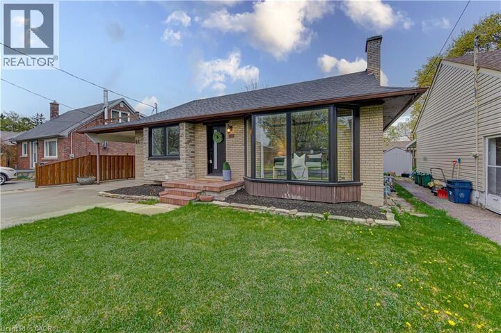 Property Photo:  51 Rosemount Drive  ON N2B 1P9 
