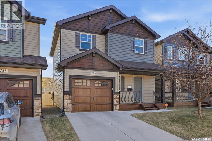 Property Photo:  739 150 Langlois Way  SK S7T 0L4 