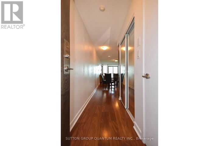Property Photo:  33 Bay Street 911  ON M5J 2Z3 