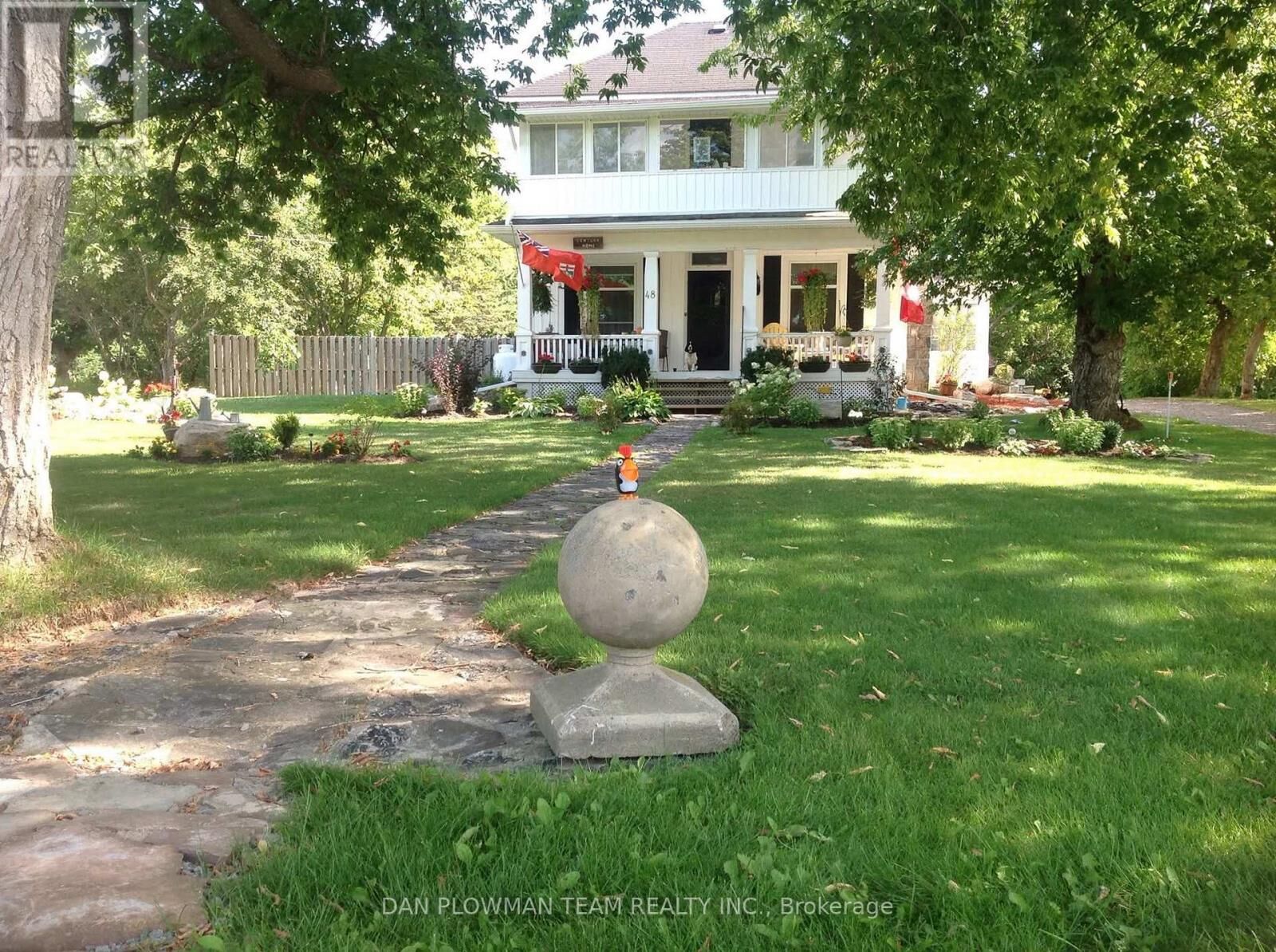 Property Photo:  48 Dunn Street  ON K0M 1A0 