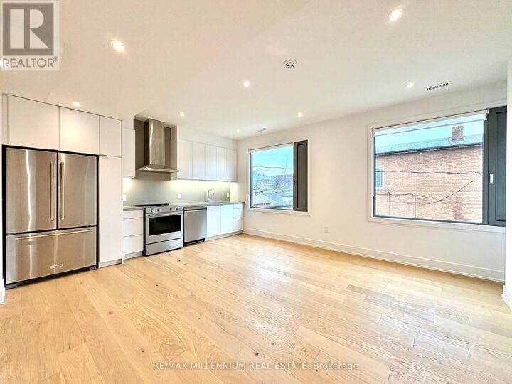 Property Photo:  155 Dovercourt Road 2  ON M6J 3C6 