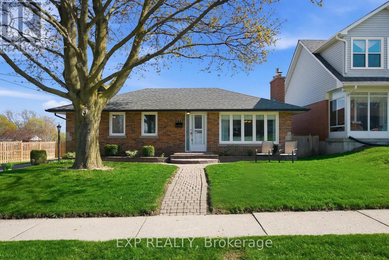 Property Photo:  775 Emerson Avenue  ON L1H 3L2 