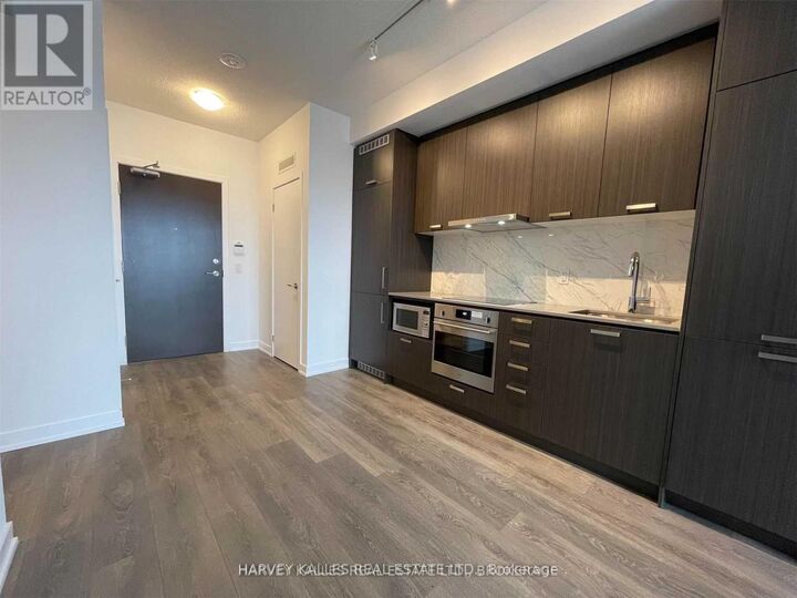 Property Photo:  38 Honeycrisp Crescent 2006  ON L4K 0M8 