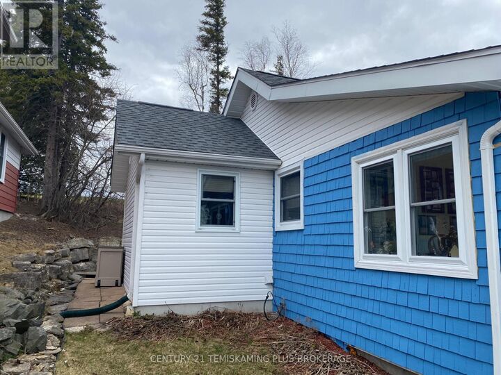 Property Photo:  754 Latchford Street  ON P0J 1K0 