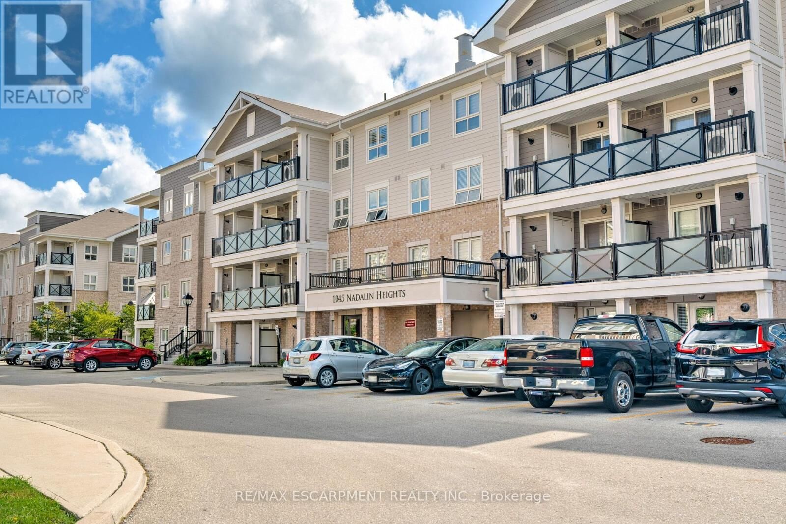 Property Photo:  1045 Nadalin Heights 406  ON L9T 8R5 