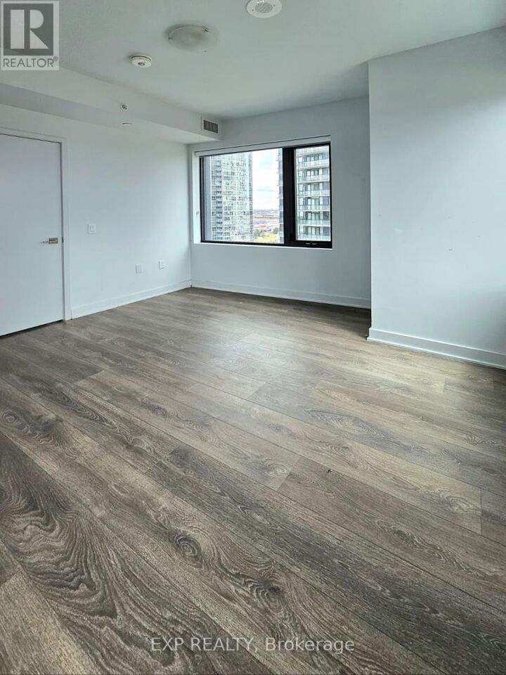 Property Photo:  2920 Highway 7 Road 1307  ON L4K 0P4 
