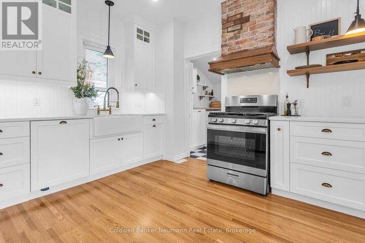 Photo de la propriété:  59 Washington Grand Avenue  ON N4G 1Y8 