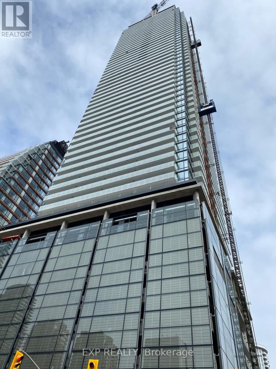 Property Photo:  501 Yonge Street  ON M4Y 0G8 