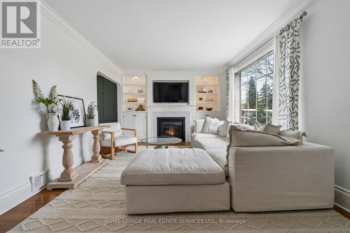 Property Photo:  196 Berry Road  ON M8Y 1W8 