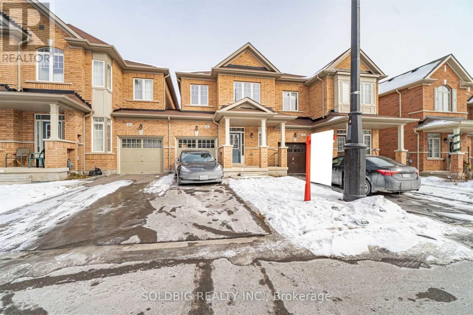 Property Photo:  91 Kempenfelt Trail  ON L7A 0A7 