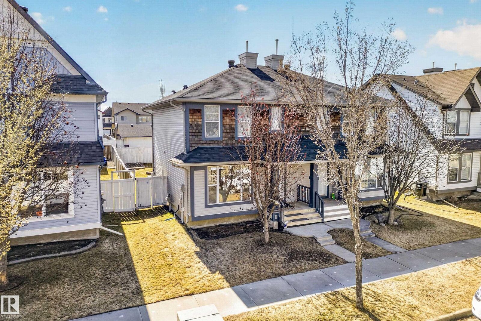 Property Photo:  5915 South Terwillegar Boulevard NW  AB T6R 0A7 