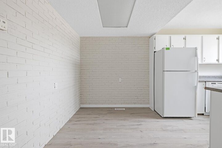 Property Photo:  10640 Beaumaris Road NW  AB T5X 3N4 