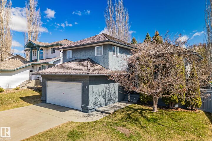 Property Photo:  8 Oakridge Drive  AB T8N 6E4 