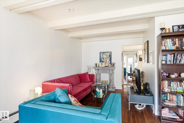 Property Photo:  9918 101 Street NW 811  AB T5K 2L1 
