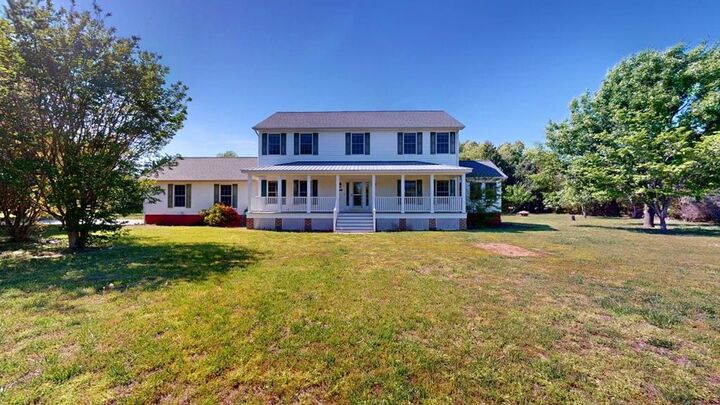 Property Photo:  19096 Seaside Circle  VA 23421 